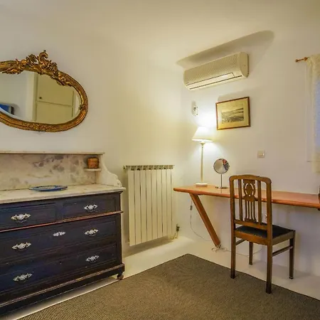 Serenity - Traditional House With Stunning Sea View Vakantiehuis