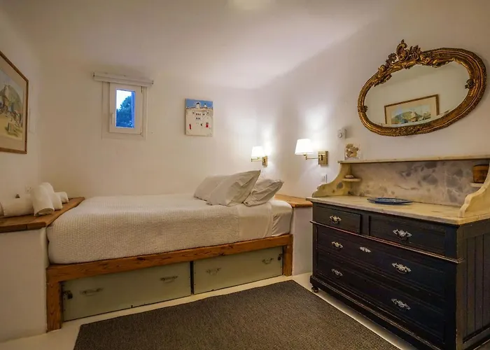 Serenity - Traditional House With Stunning Sea View بيت للعطل *