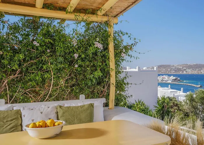 Serenity - Traditional House With Stunning Sea View بيت للعطل *