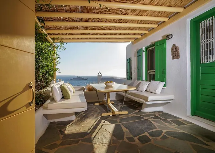 Serenity - Traditional House With Stunning Sea View بيت للعطل