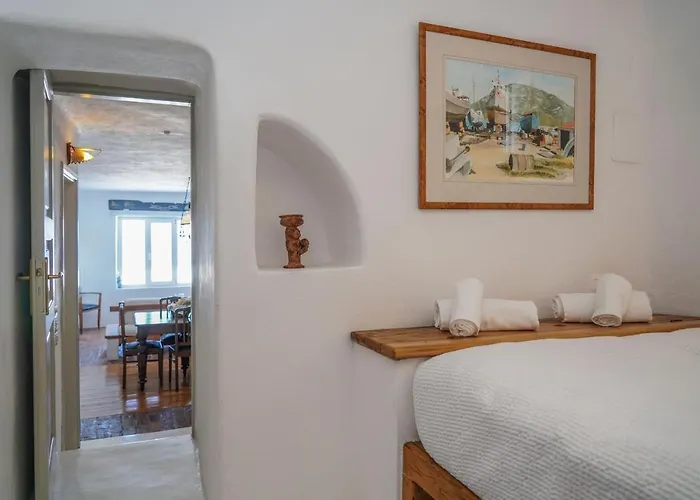 Serenity - Traditional House With Stunning Sea View بيت للعطل